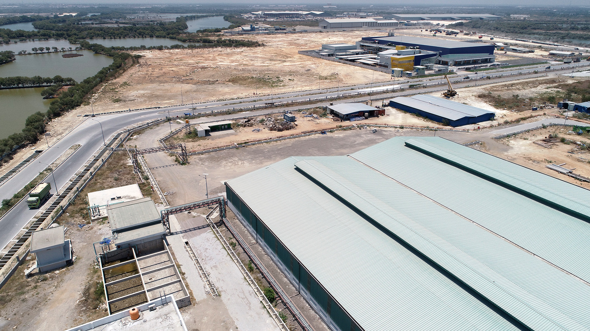 AKR Corporindo (AKRA) and Pelindo III begin construction of the second phase of JIIPE